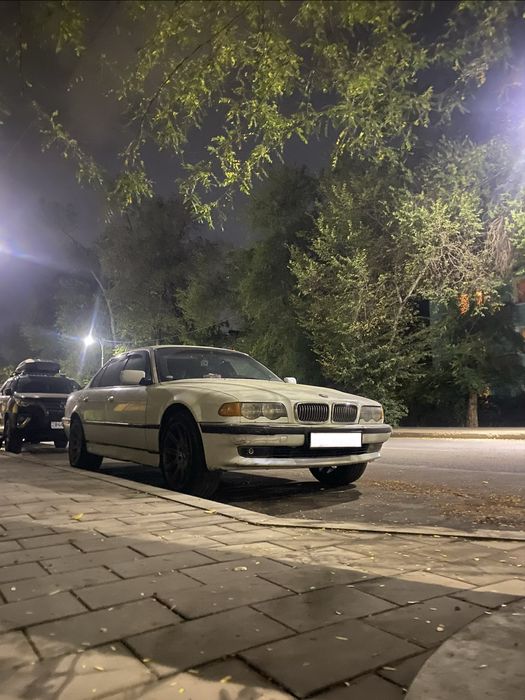 Бмв е38 740 хорошее состояние