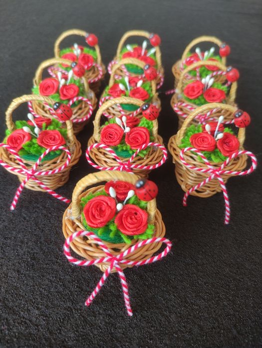 Кошнички за 1-ви март