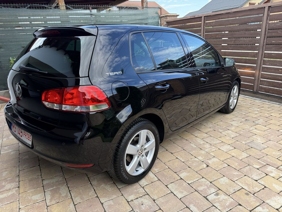 VOLKSWAGEN Golf 2011 — imagine 5
