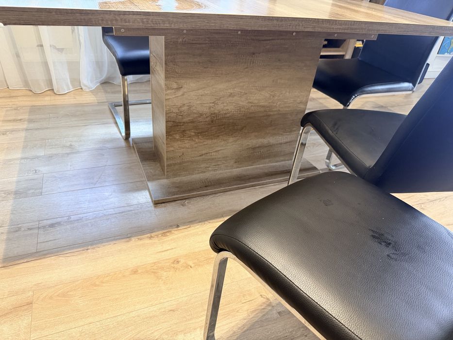 Masa extensibila plus 6 scaune