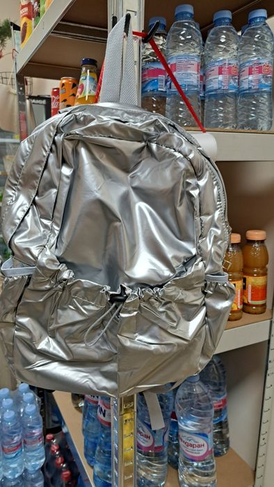 Дамски чанти и раници лв. лв.