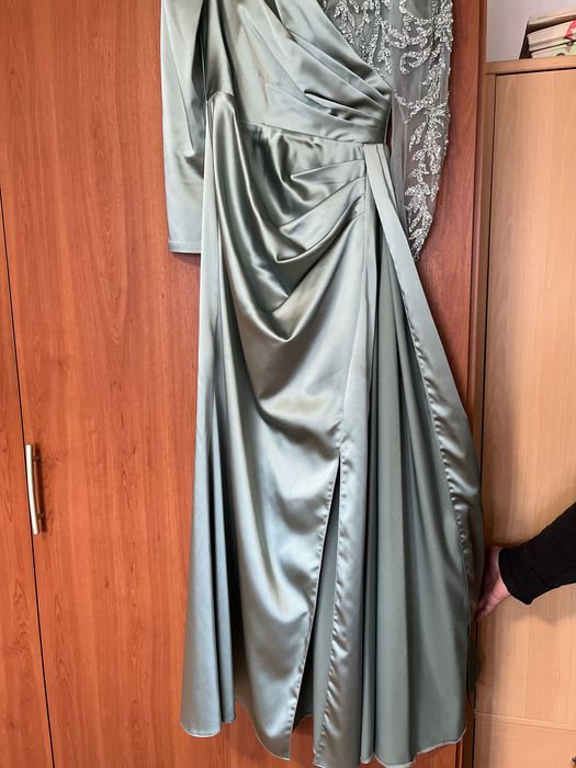 Rochie elegantă verde satinat – Isabella Bona, mărimea 40