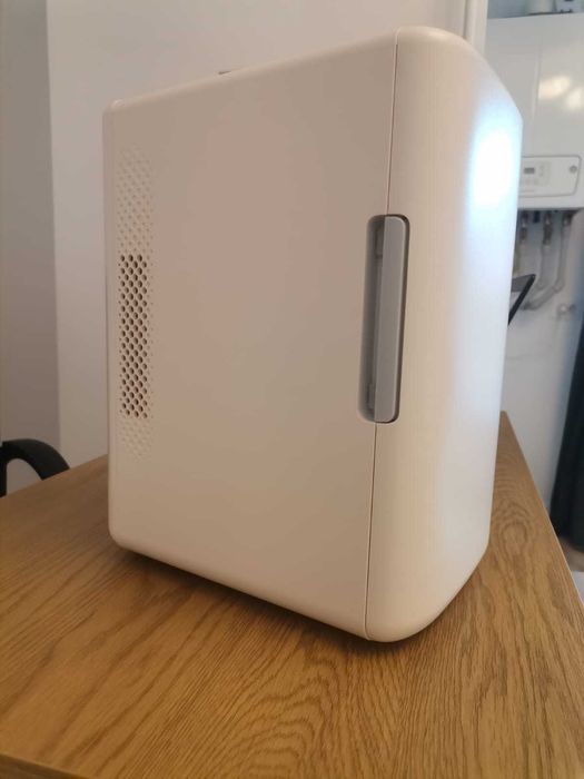 6L Mini Frigider AstroAI