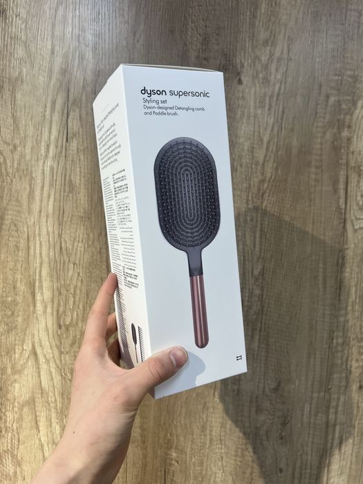 Дайсон стайлер новый