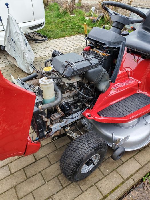 Vând repar tractoras tuns  Honda