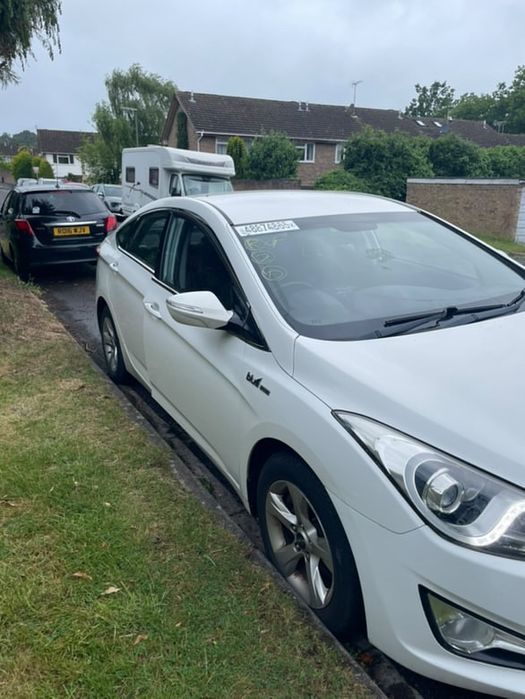 Hyndai i40 На части