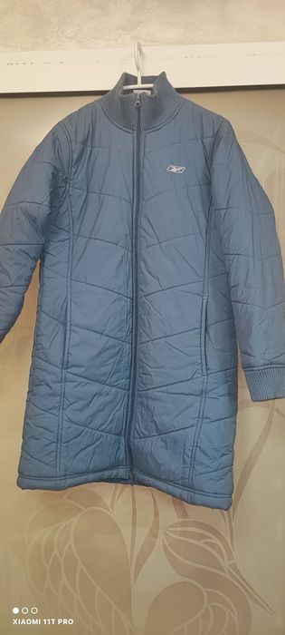 Reducere fulger! Parka Reebok, groasă, mărime 40