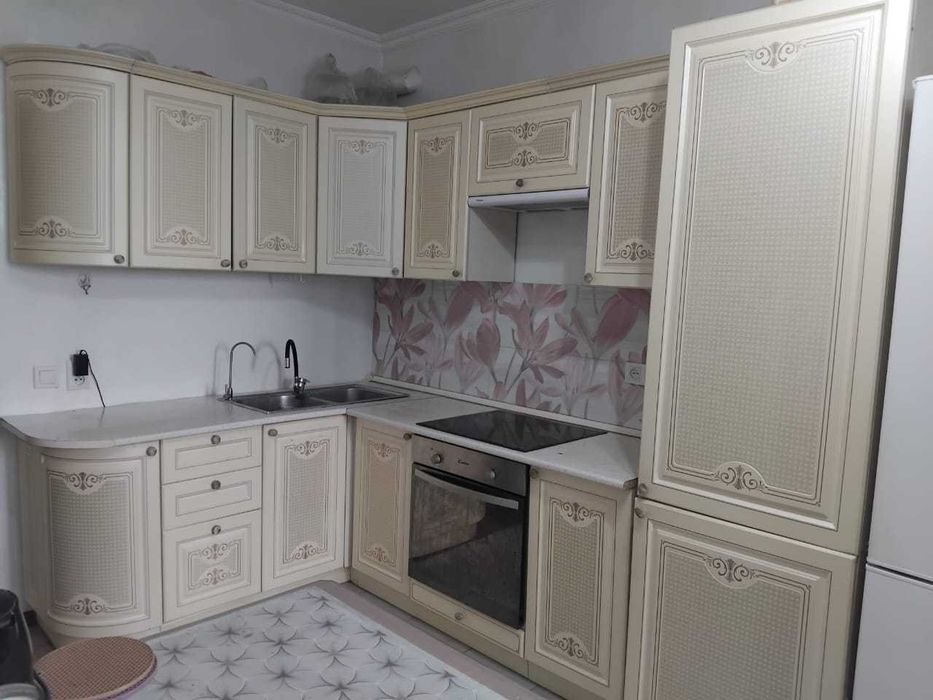 продам кухонный гарнитур