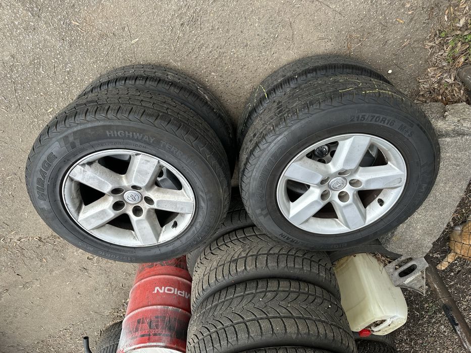 Лети джанти с гуми за Toyota Rav4