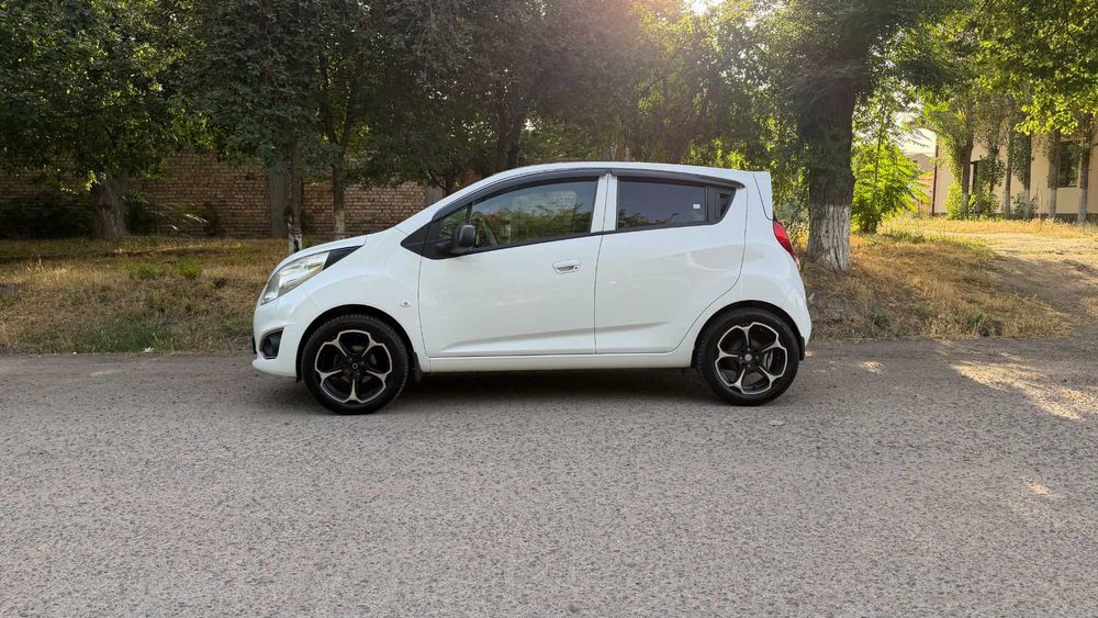 Chevrolet SPARK свой, в отличном состоянии