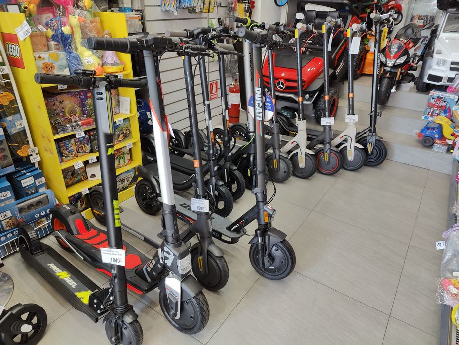 Trotinete Electrice 250W - 350W, Autonomie 25-45km, Xiaomi, LexGO, NOU