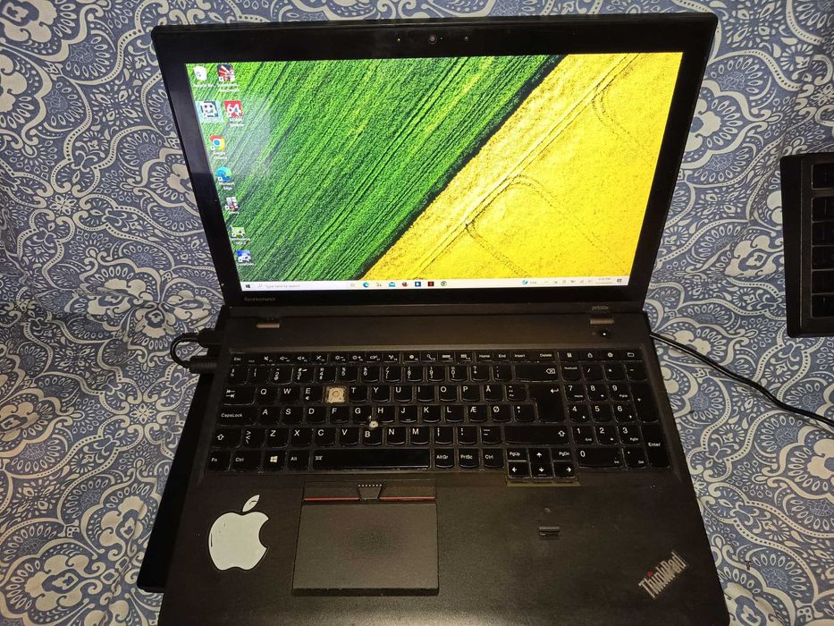 Laptop Lenovo W550s, core i7, display 3K cu touch, 2 baterii, nvidia