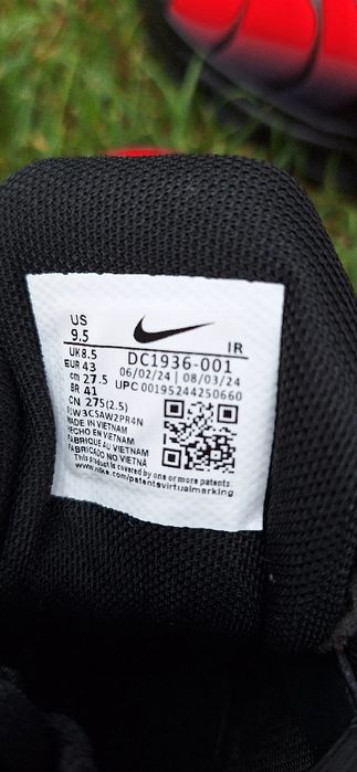 Nike tn 1st genetation red crimson