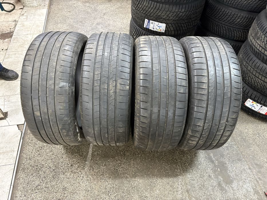 Продавам 4бр. летни гуми  Bridgestone Alenza 255/50/20