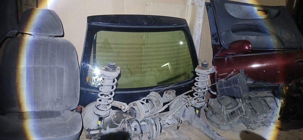 Митсубиси кольт 1.6 1994г