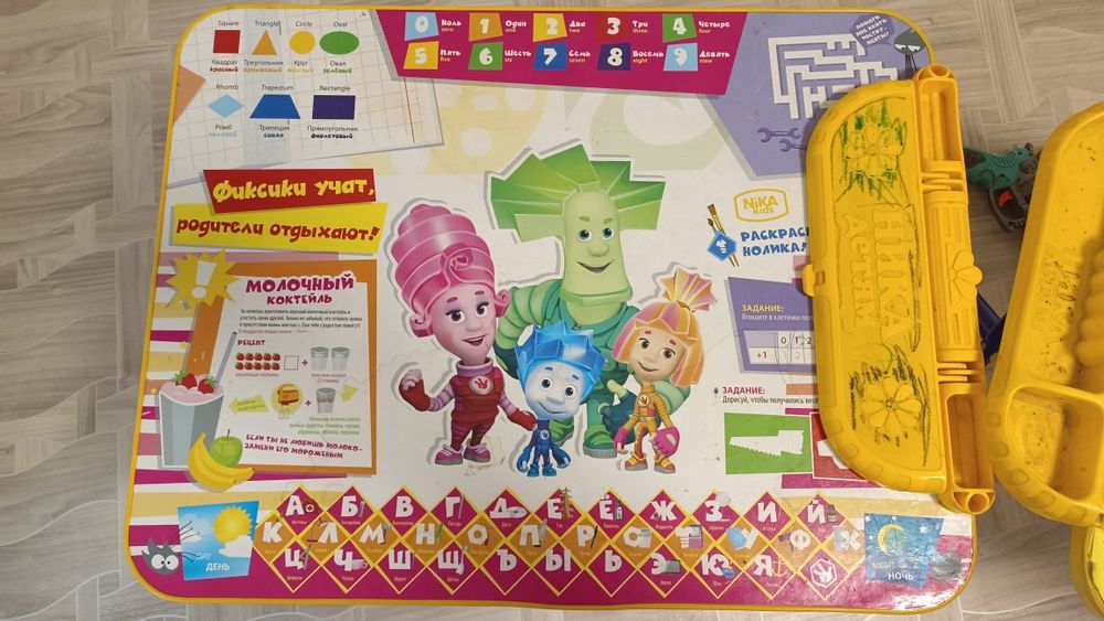 Продам парту детскую