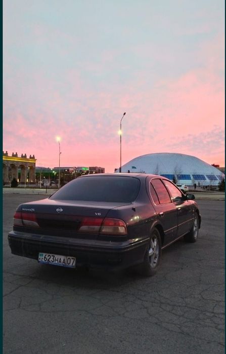 Ниссан максима 1999года