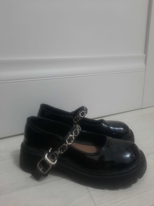 Туфли      чёрные детские