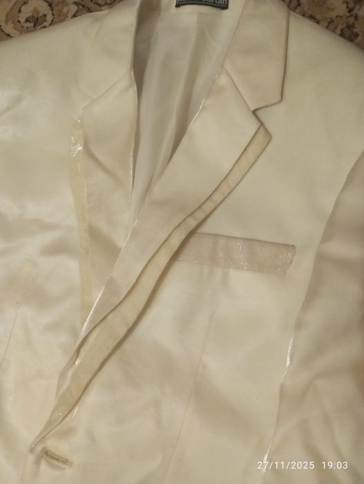 Erkaklar kostyumi shimi