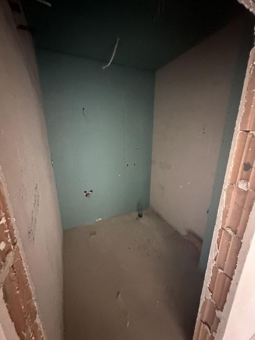 Продава се Двустаен апартамент в Бургас, Изгрев - 59 кв.м за 1356 €/кв.м - Снимка #3