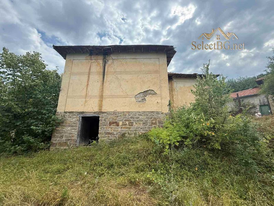 Продава се Къща в с. Руня, Област Габрово - 175 кв.м за 268 €/кв.м - Снимка #3