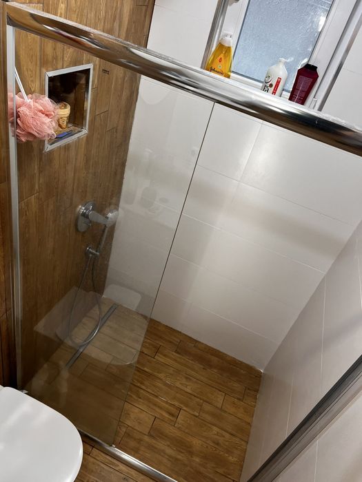 Закалено стъкло за параван