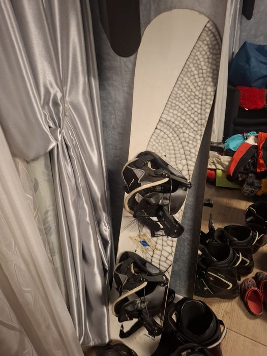 Boots Snowboard Casca Geaca Pantaloni Ski Snowboard