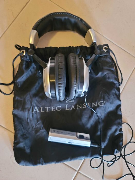 Altec Lansing ComforQ ANR шумопотискащи слушалки