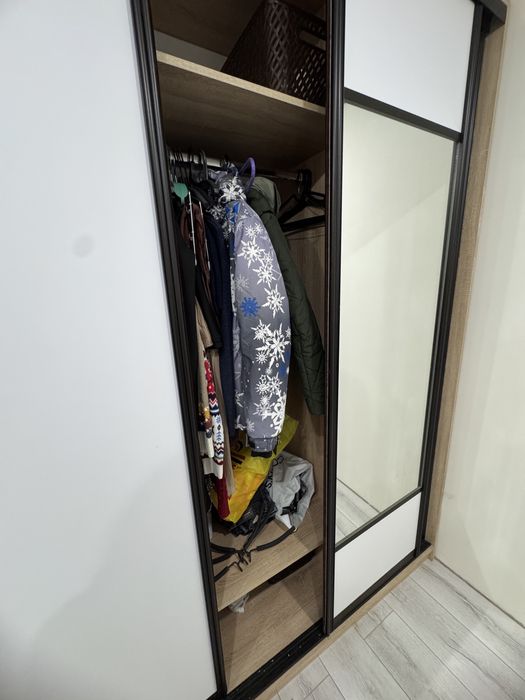 Продам спальный гарнитур