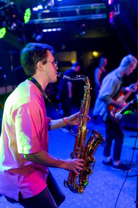 Саксофонист на свадьбу / предложение руки и сердца