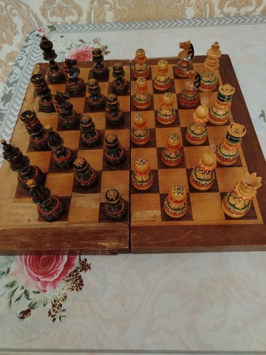 Продаются шахматы