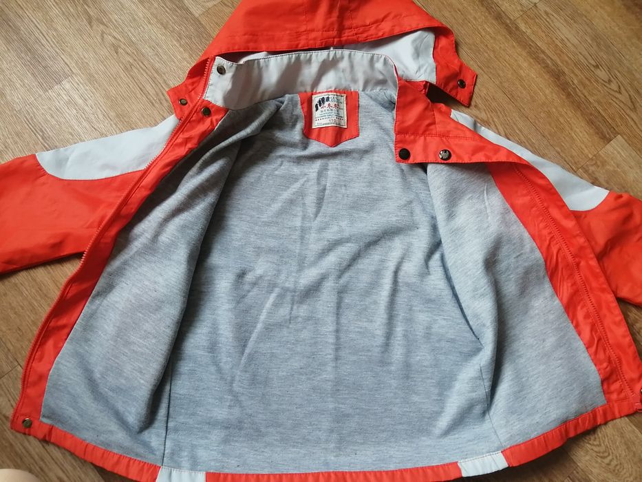 Ветровка на мальчика 8-11 лет
