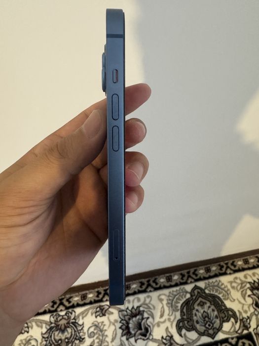 Iphone 13 karobka dokument bor