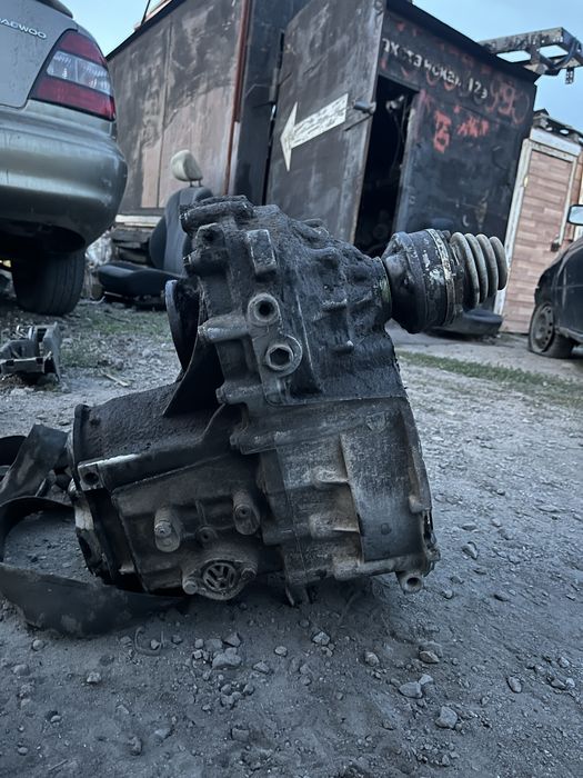 Коробка бегущая на пассат б4