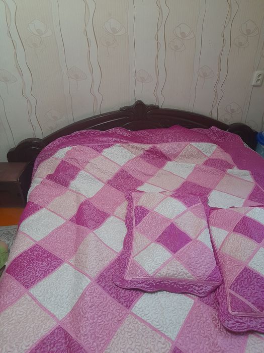Продам спальний гарнитур