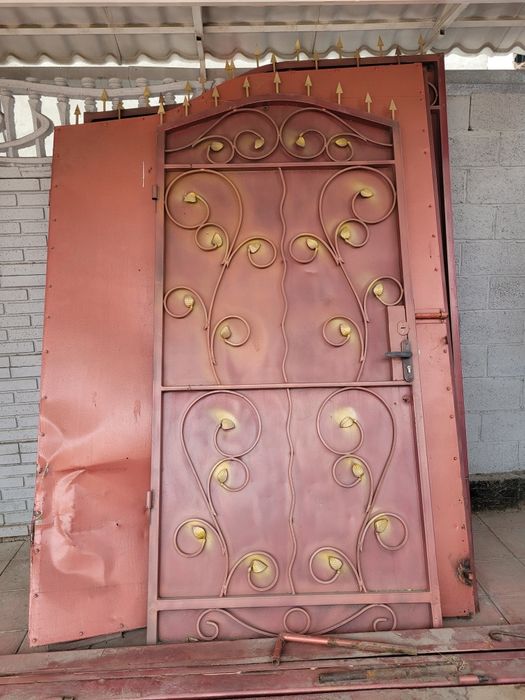 Продам ворота б/у