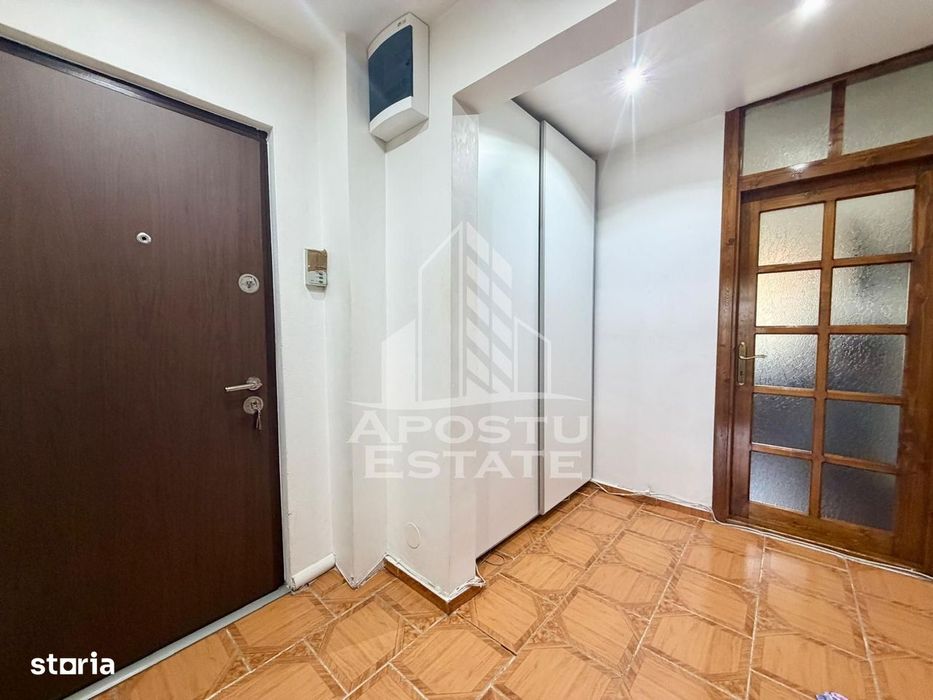 Apartament 3 camere de vanzare, Boxa, Zona Lipovei, Timisoara