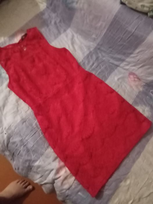 Продам женские платья