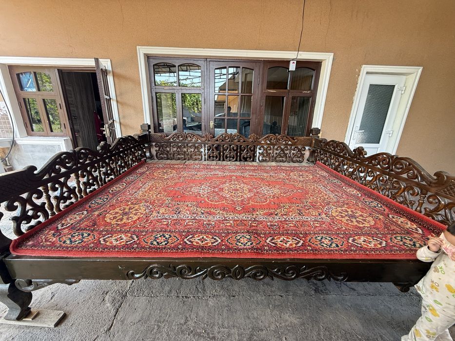 Karavat tapchan kottasi  tozza yong’oq