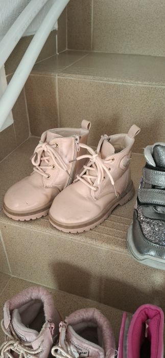 Обувки за момиче 27 -28 номер