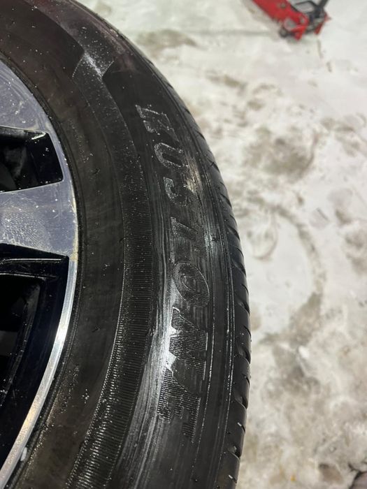 Диск с шинам  Ланд Крузер 200  Оргинал  р20