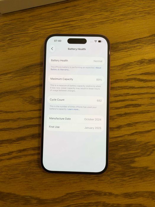 Vand Iphone 16 Roz 128 GB