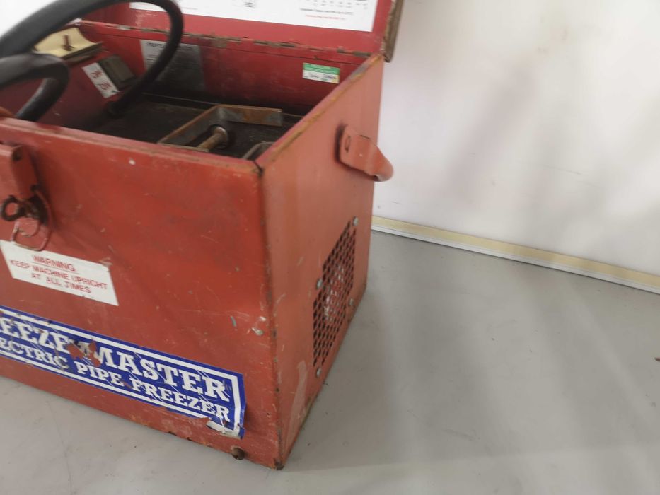 Машина за замразяване на тръби - FREEZE MASTER