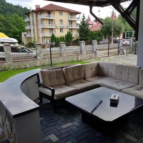 Vila Busteni White Wood Chalet