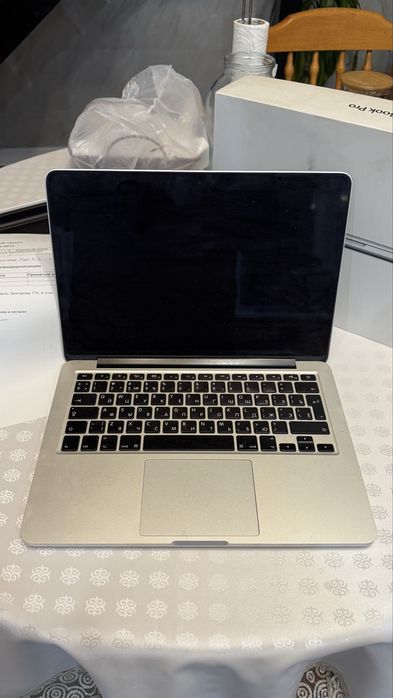 Продам macbook pro 2013