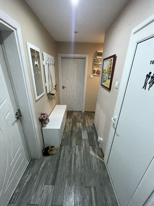 Продава се Тристаен апартамент в Русе, Родина 1 - 94 кв.м за 733 €/кв.м - Снимка #6