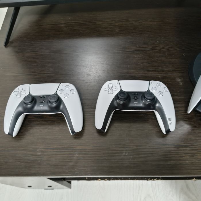 Продам playstation 5