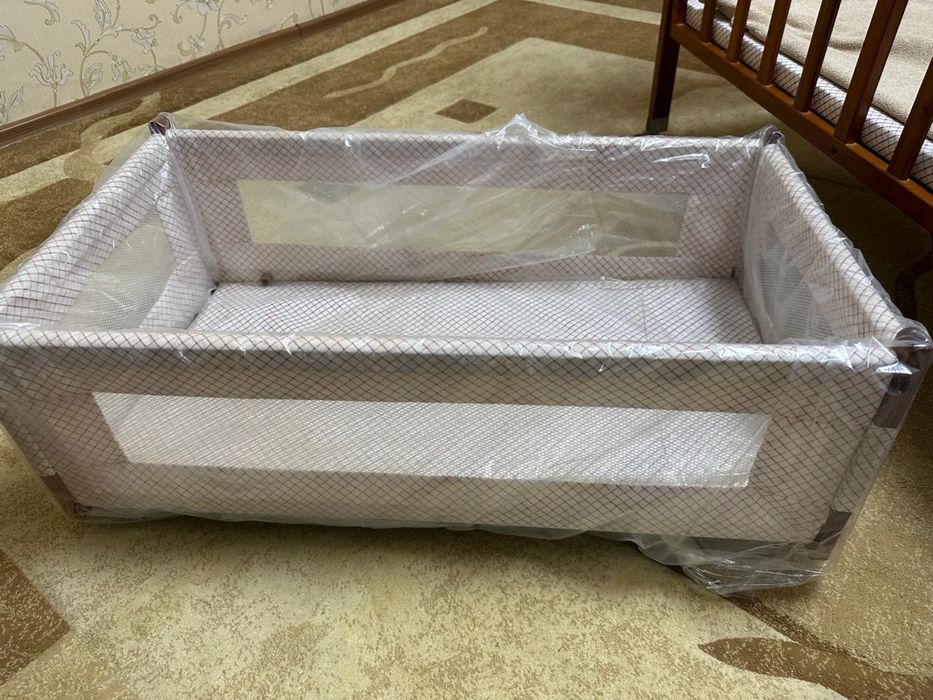 Детская кроватка с люлькой