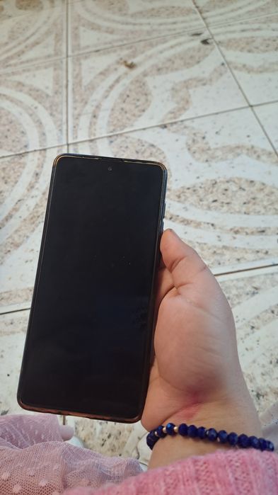 Galaxy A71  ,700 lei