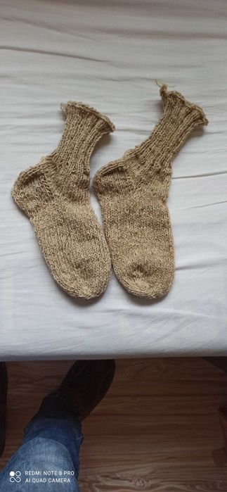 Плетени вълнени чорапи